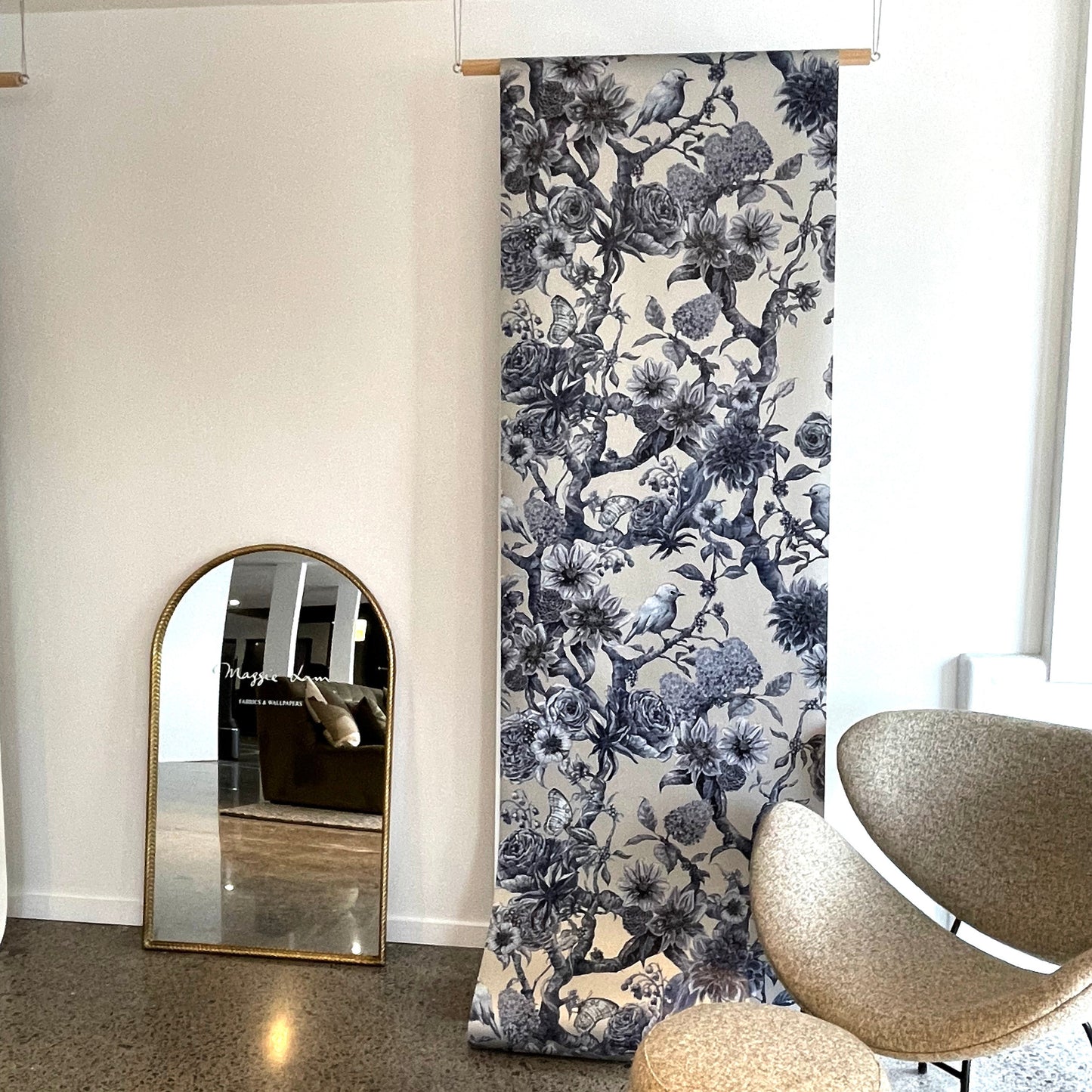 Chinoiserie Garden on Silver Mica Coated Non-Woven Wallpaper_70cm wide x 10.05m long