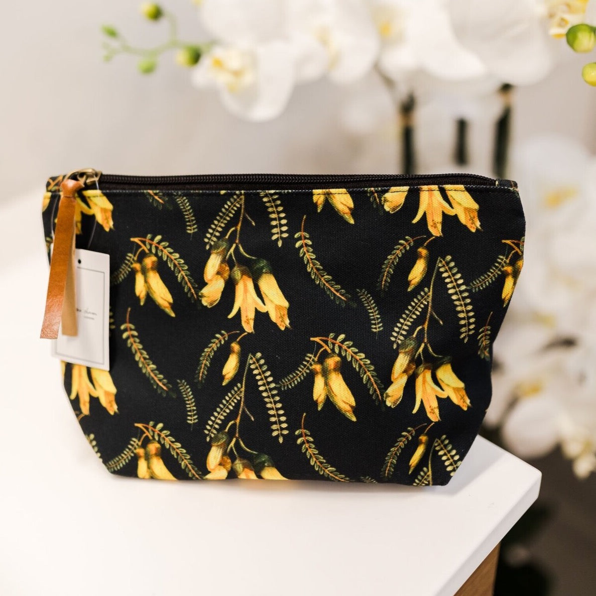 Load image into Gallery viewer, Kowhai Large Pouch
